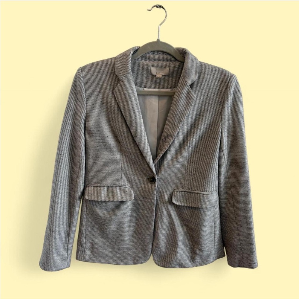 LOFT grey blazer with front pockets